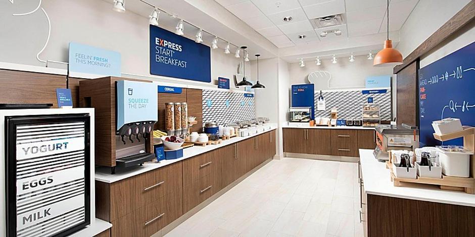 Holiday Inn Express & Suites - Harrisonburg University Area By Ihg Εξωτερικό φωτογραφία